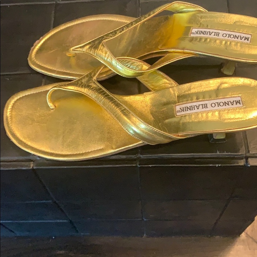 Manolo Blahnik  gorgeous gold sandals.